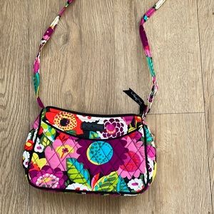 Cute Vera Bradley crossbody, never used